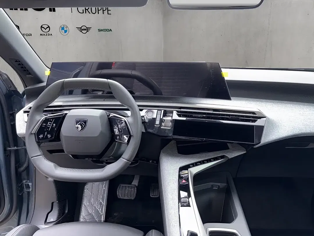 Peugeot 5008 - Thumbnail 9