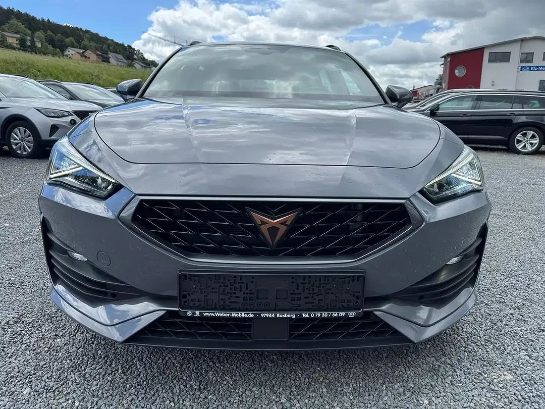 CUPRA Leon - Thumbnail 2