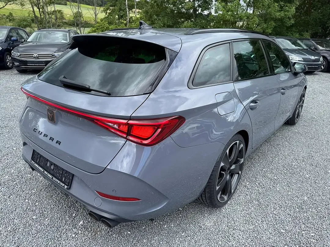 CUPRA Leon - Thumbnail 6