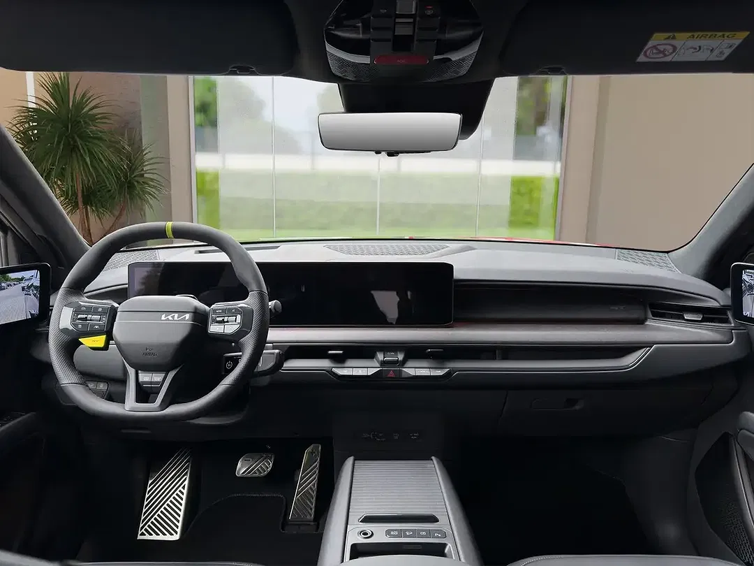 Kia EV9 - Thumbnail 11
