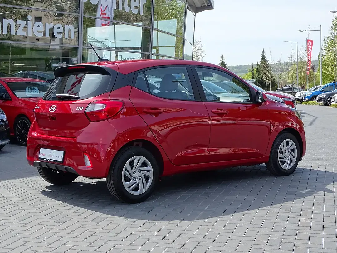 Hyundai i10 - Thumbnail 4