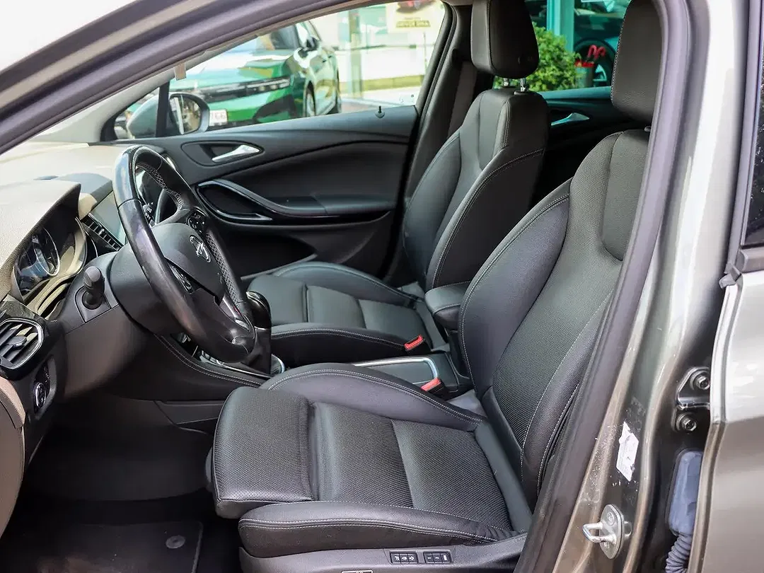 Opel Astra - Thumbnail 6