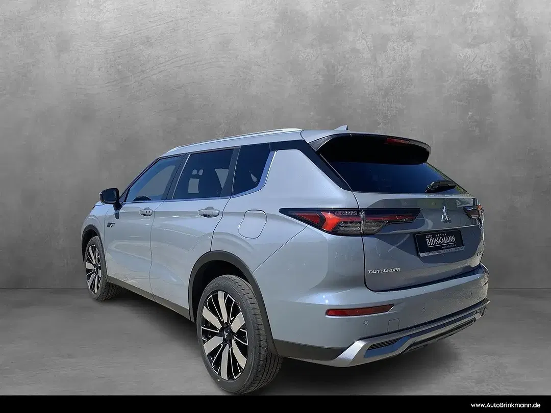 Mitsubishi Outlander - Thumbnail 7