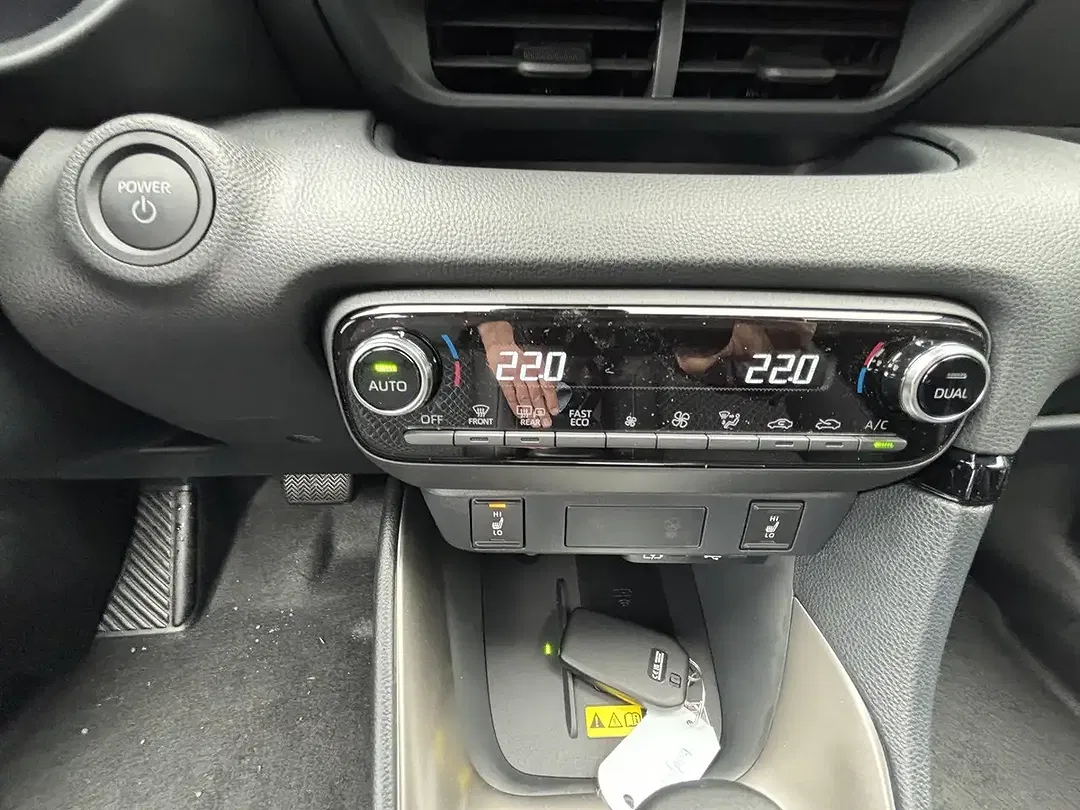Mazda 2 - Thumbnail 10