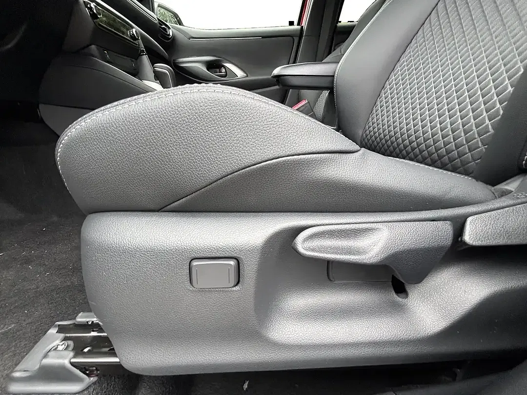 Mazda 2 - Thumbnail 5