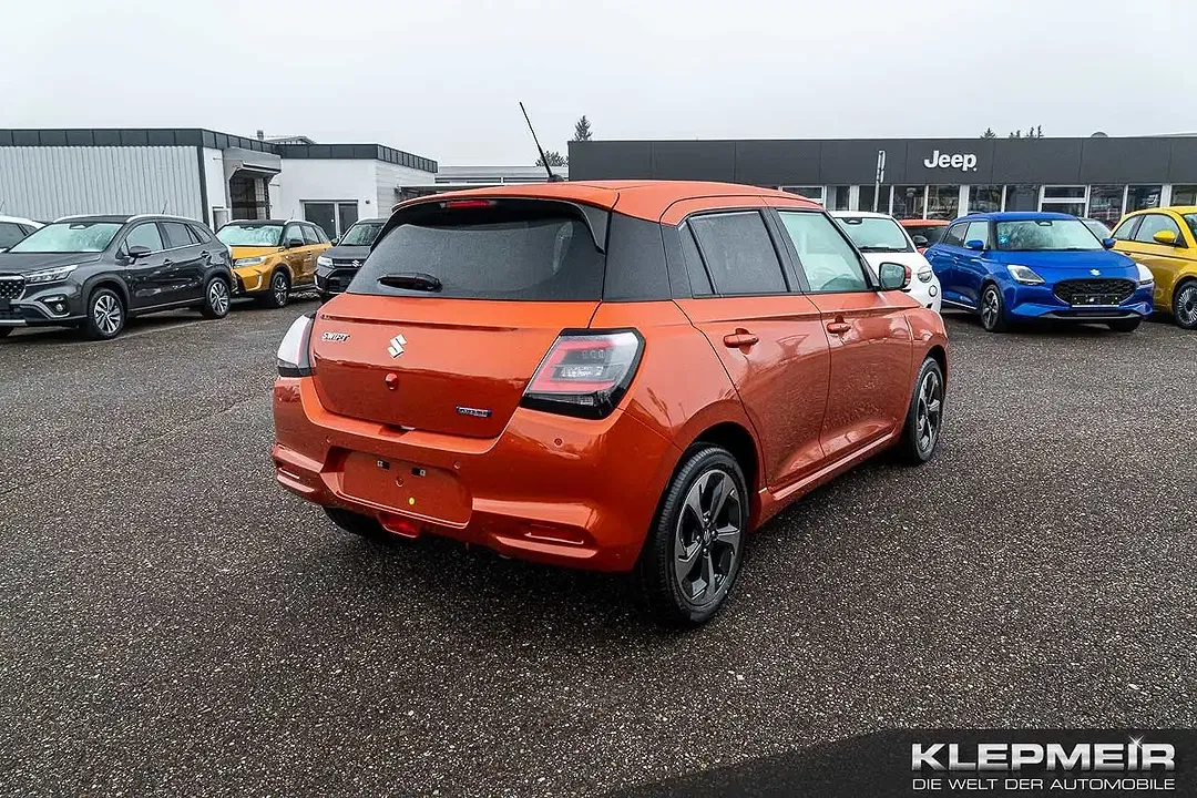 Suzuki Swift - Thumbnail 5