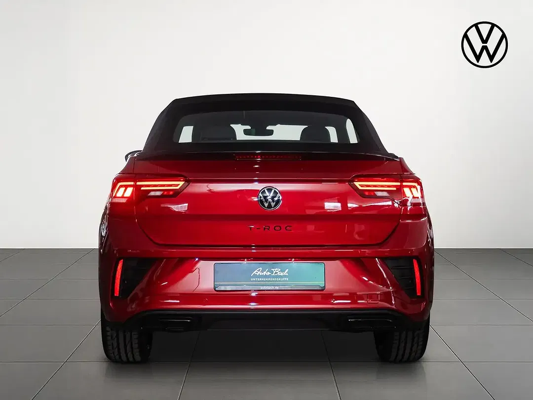 Volkswagen T-Roc - Thumbnail 4
