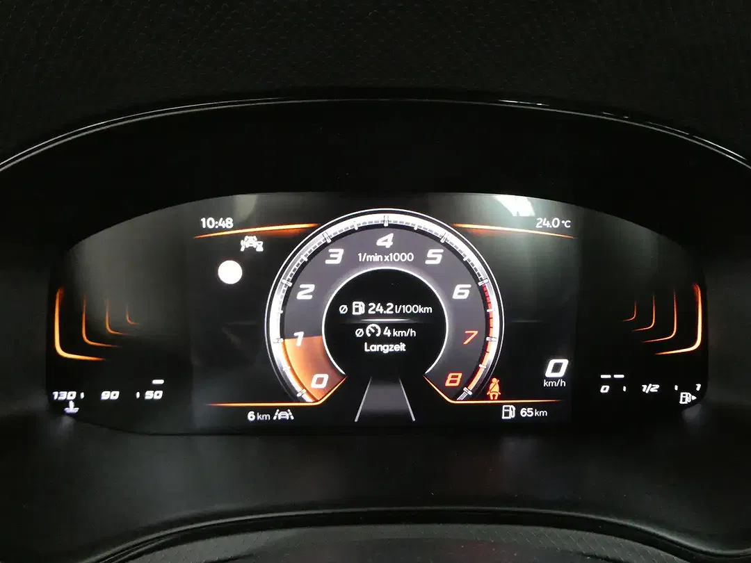 SEAT Arona - Thumbnail 14