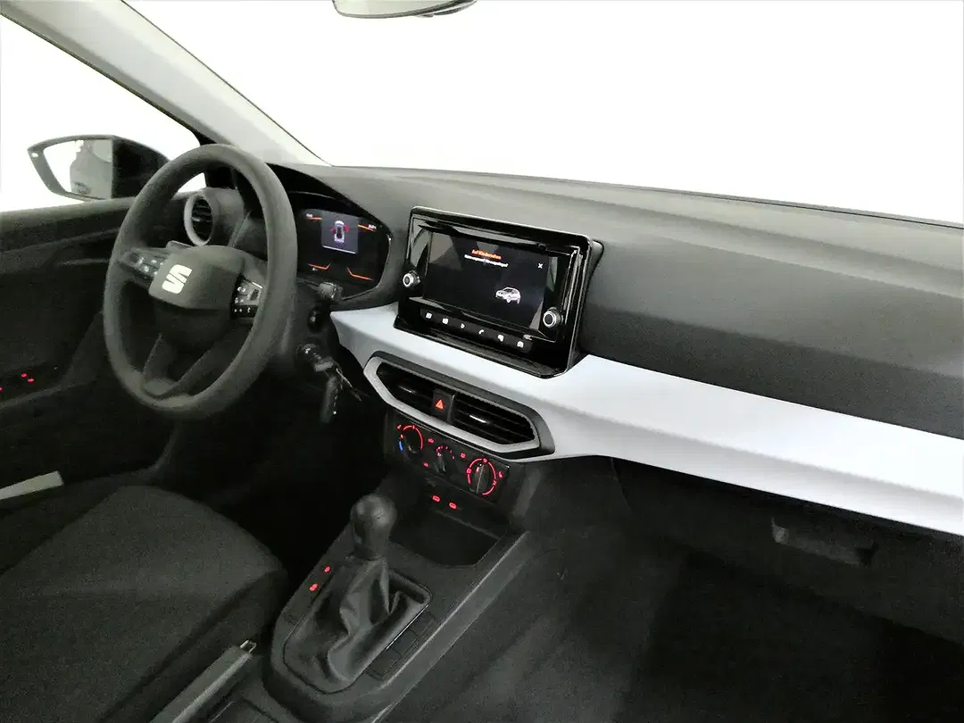 SEAT Arona - Thumbnail 7