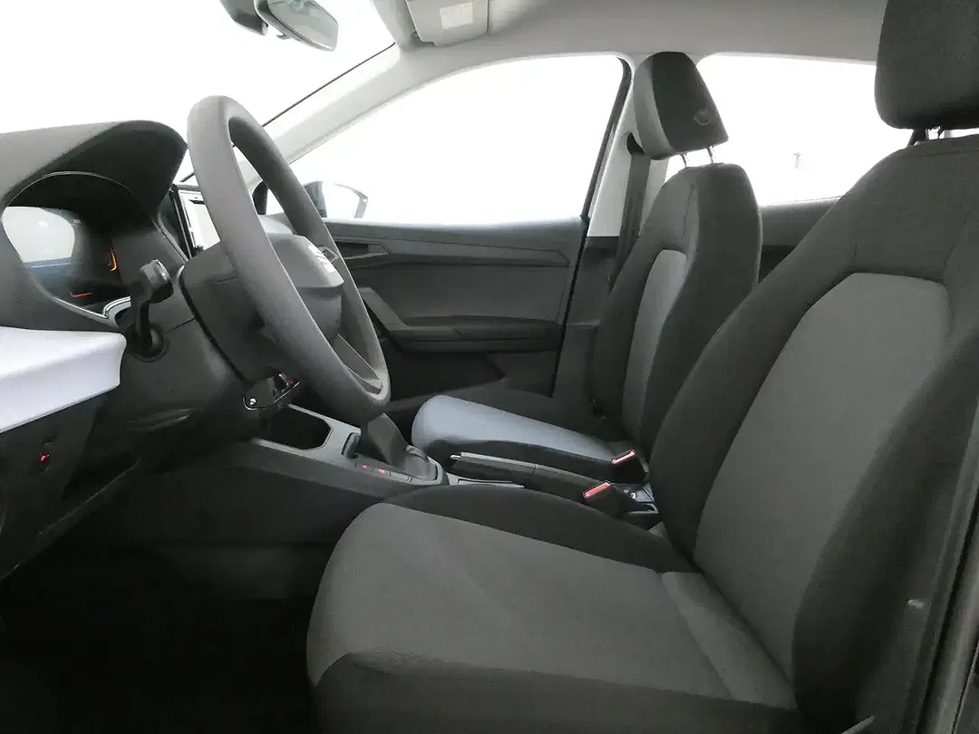 SEAT Arona - Thumbnail 8
