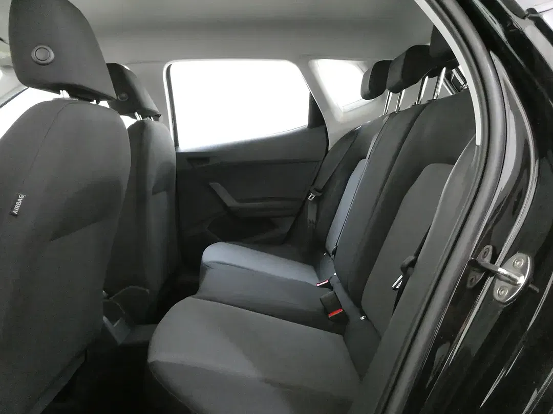 SEAT Arona - Thumbnail 9
