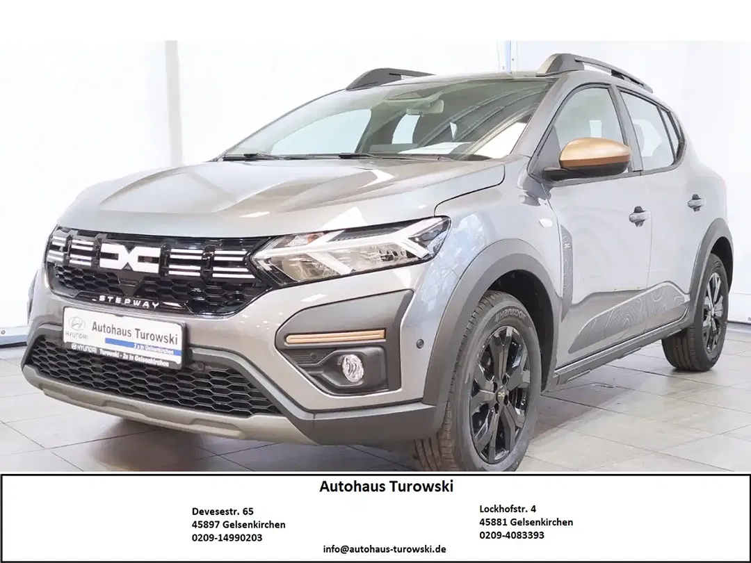 Dacia Sandero - Thumbnail 1