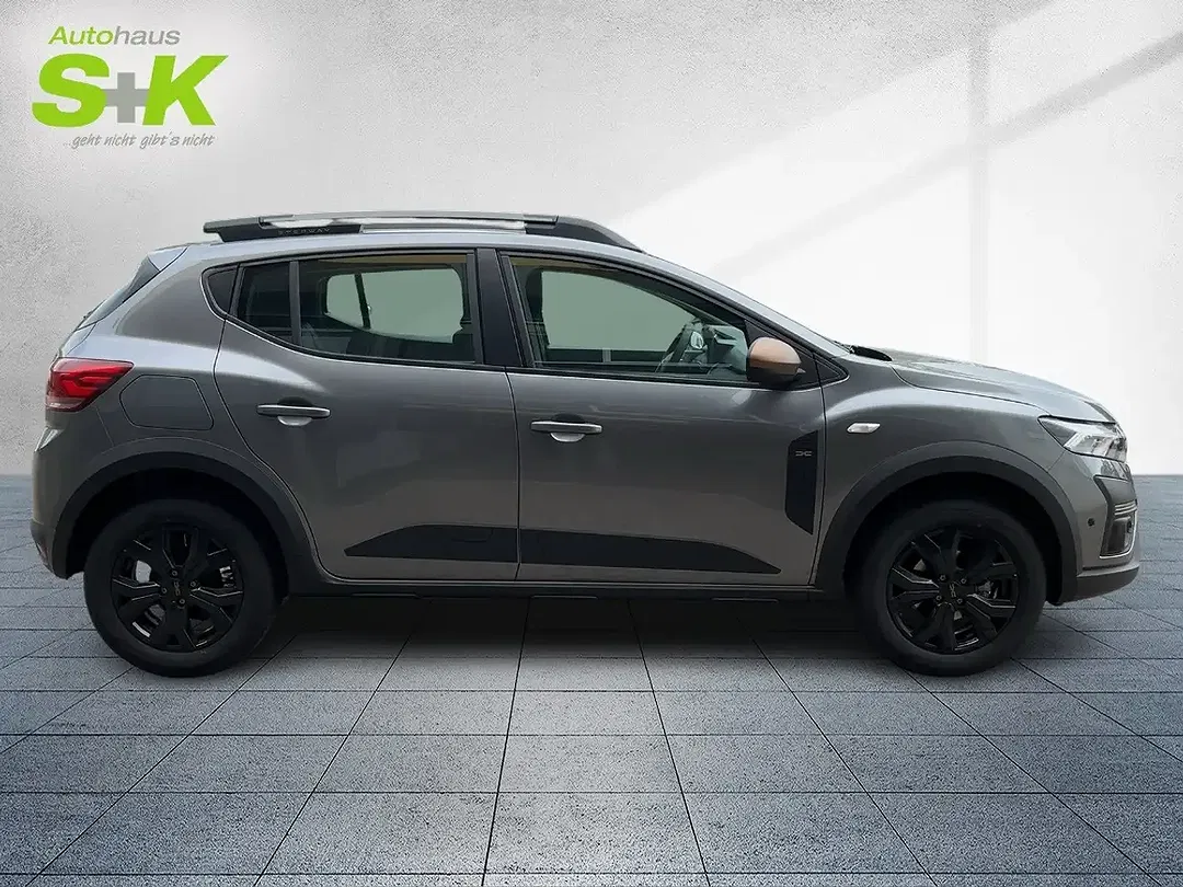 Dacia Sandero - Thumbnail 5