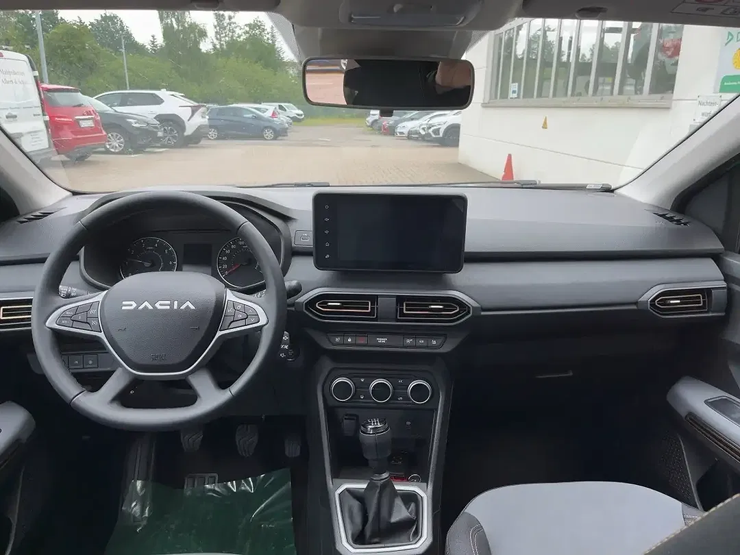 Dacia Sandero - Thumbnail 8