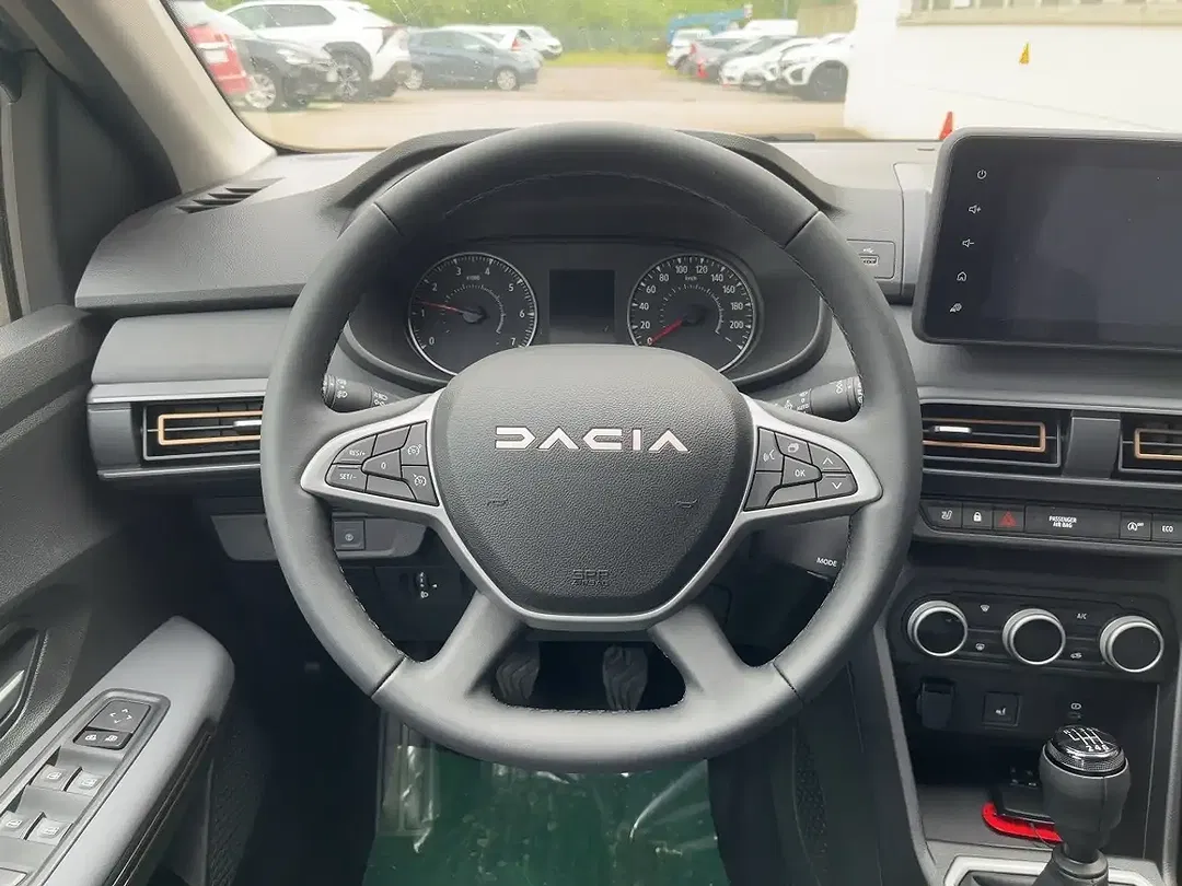 Dacia Sandero - Thumbnail 9