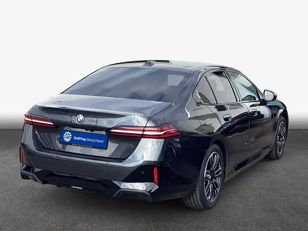 BMW 530 - Thumbnail 2
