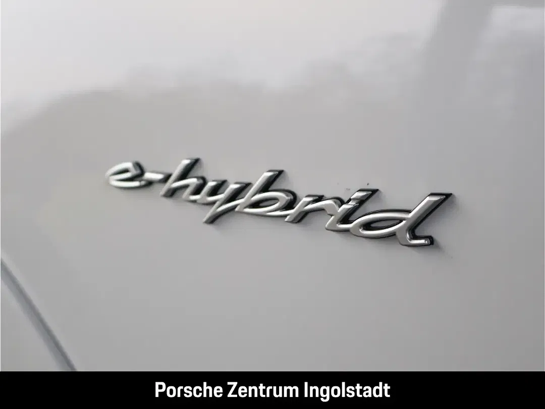 Porsche Cayenne - Thumbnail 9