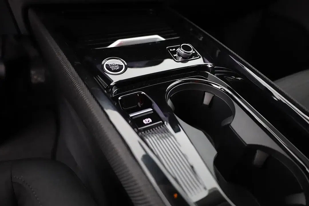 Audi Q3 - Thumbnail 13