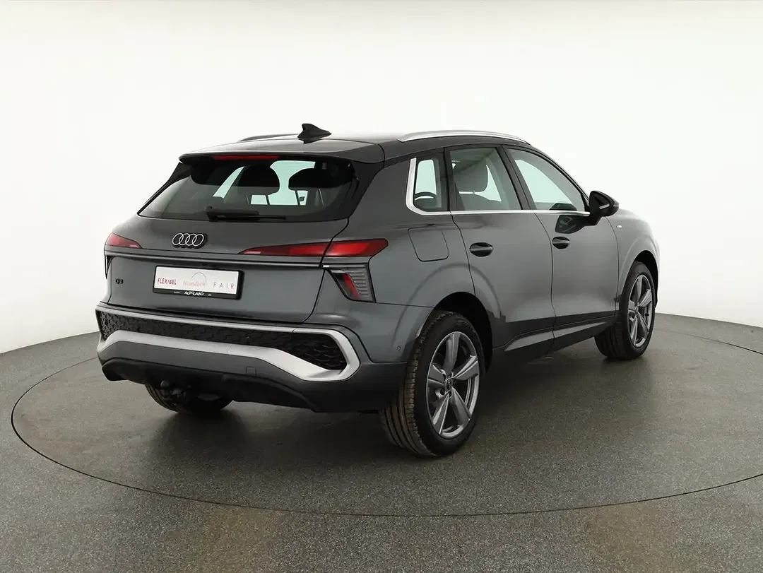 Audi Q3 - Thumbnail 4