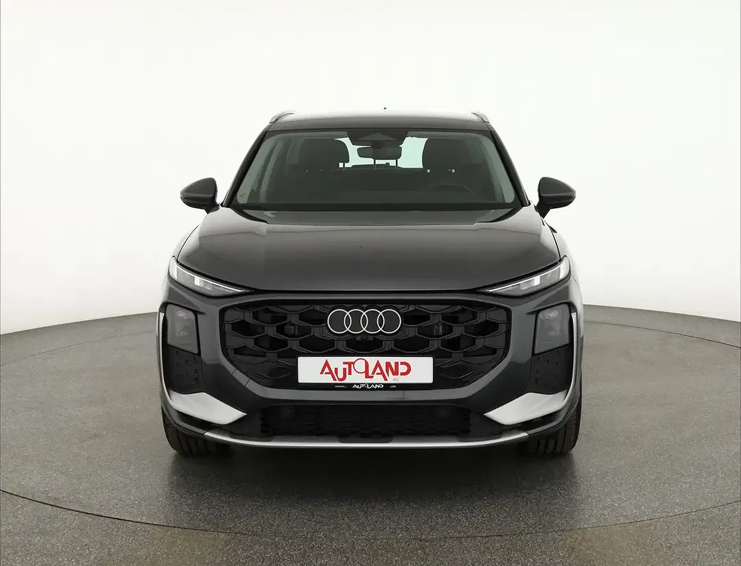 Audi Q3 - Thumbnail 7