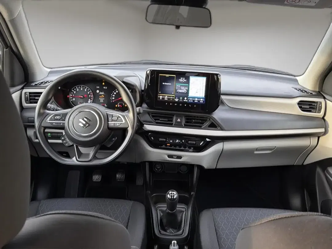 Suzuki Swift - Thumbnail 11