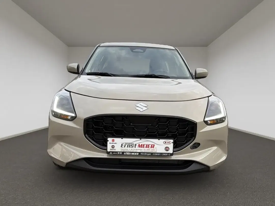 Suzuki Swift - Thumbnail 8