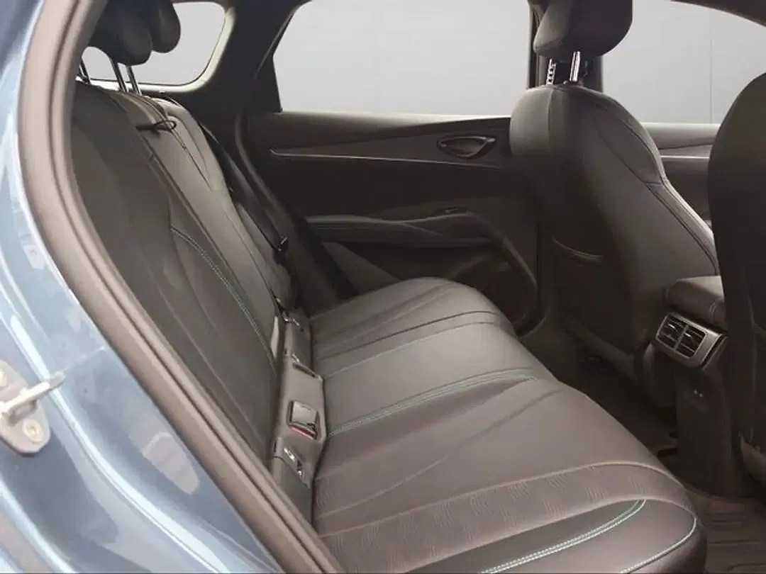 BYD Seal 6 - Thumbnail 10