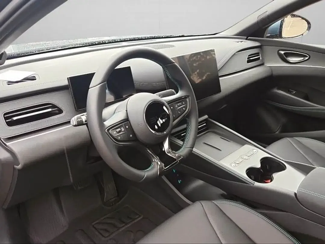 BYD Seal 6 - Thumbnail 8