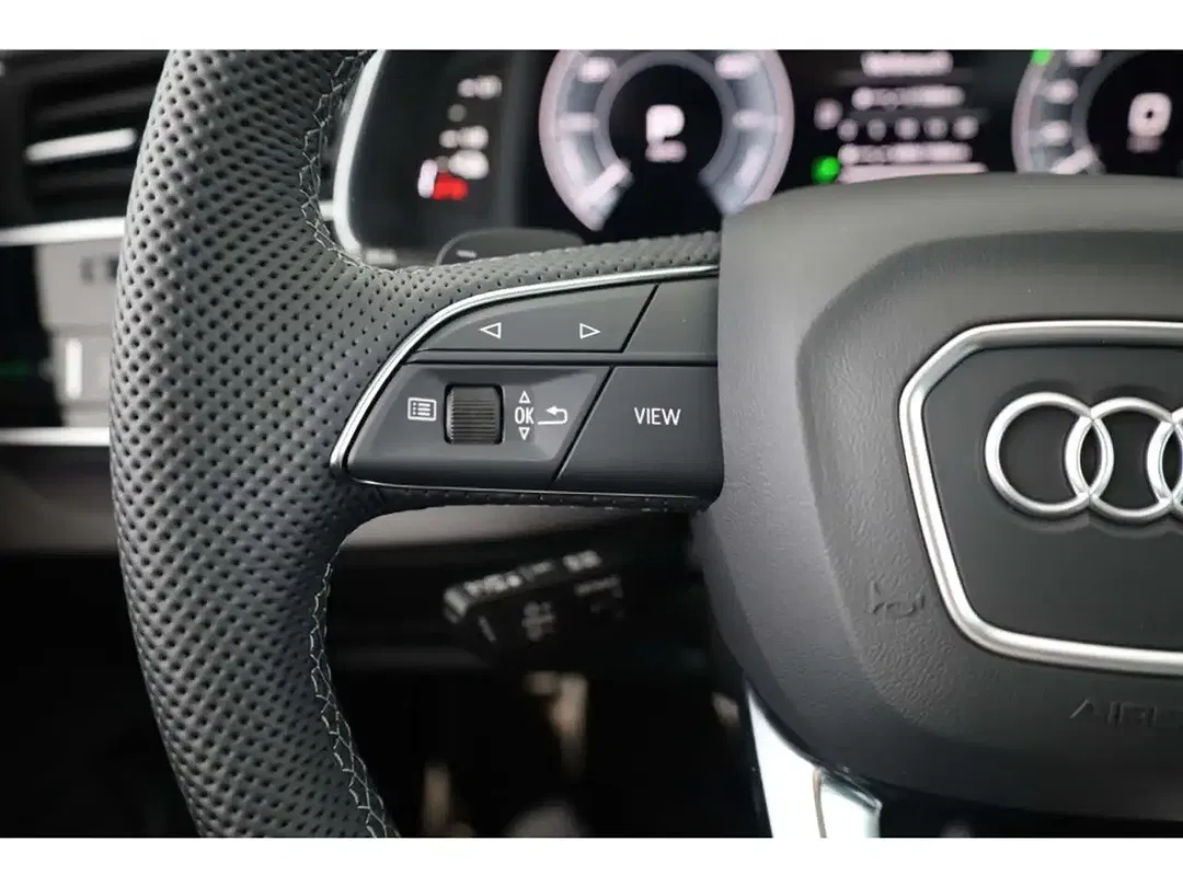 Audi Q8 - Thumbnail 13