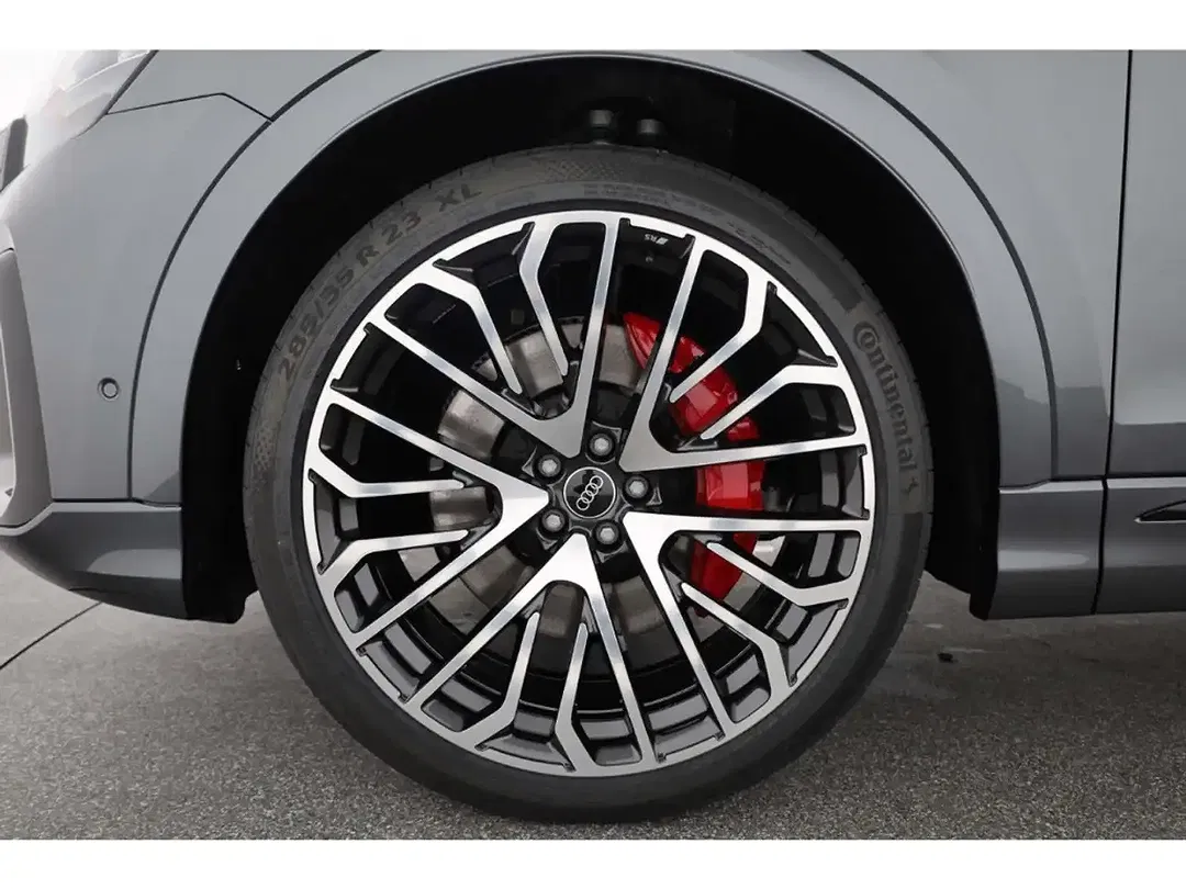 Audi Q8 - Thumbnail 7