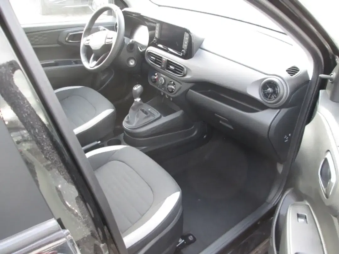 Hyundai i10 - Thumbnail 6