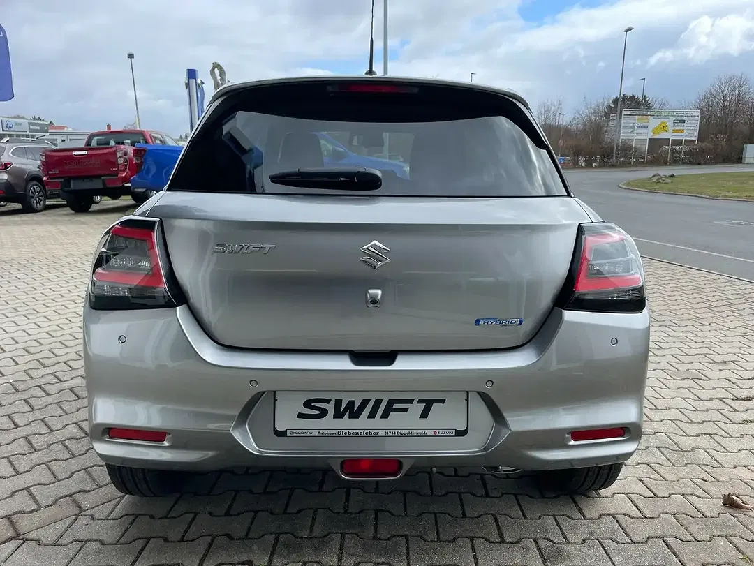 Suzuki Swift - Thumbnail 7