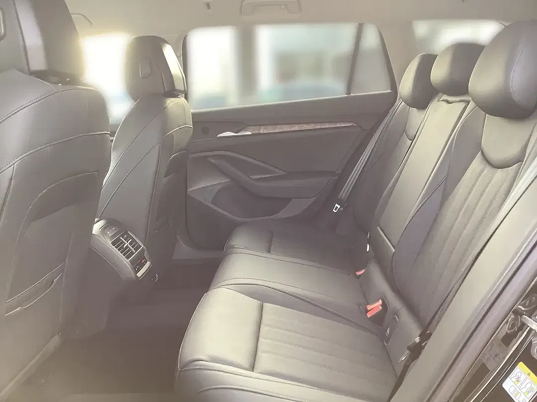 Skoda Superb - Thumbnail 12