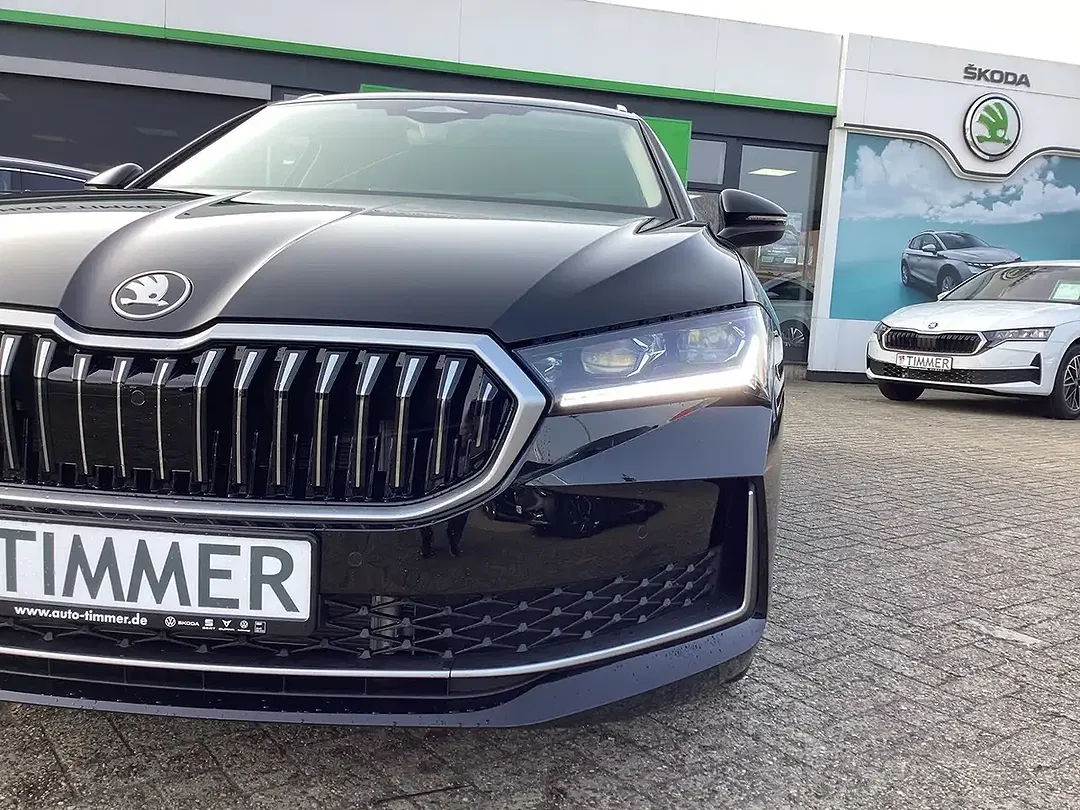 Skoda Superb - Thumbnail 4