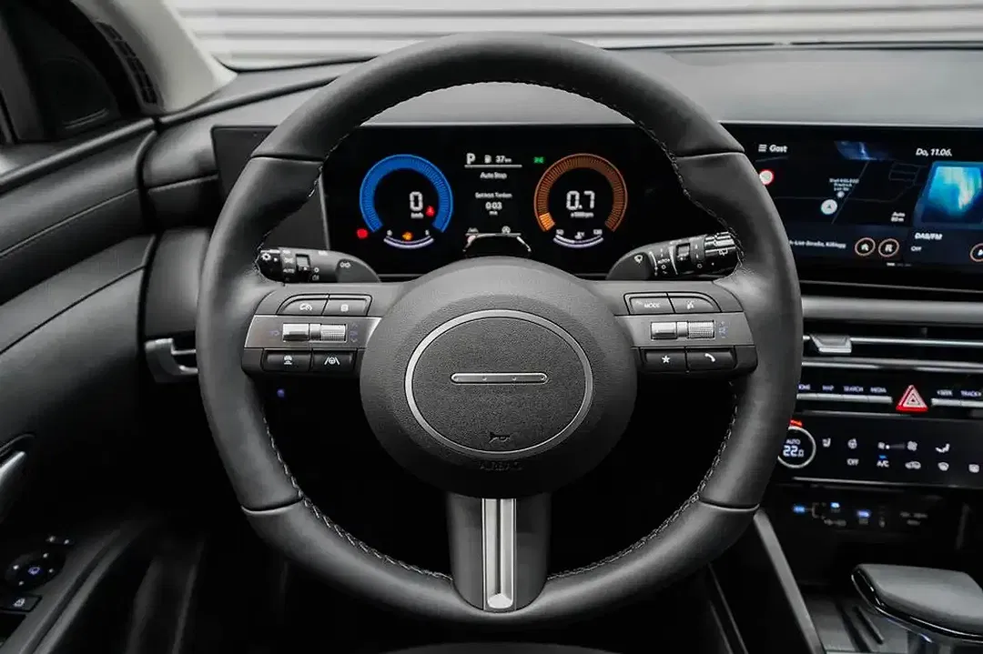 Hyundai TUCSON - Thumbnail 9