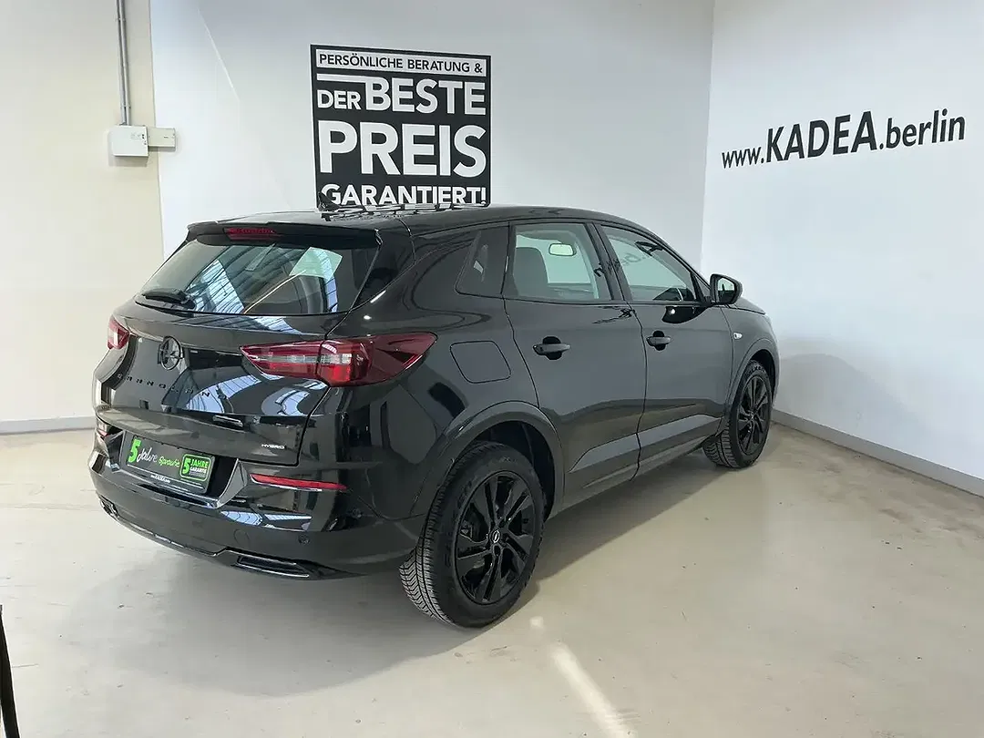 Opel Grandland - Thumbnail 4