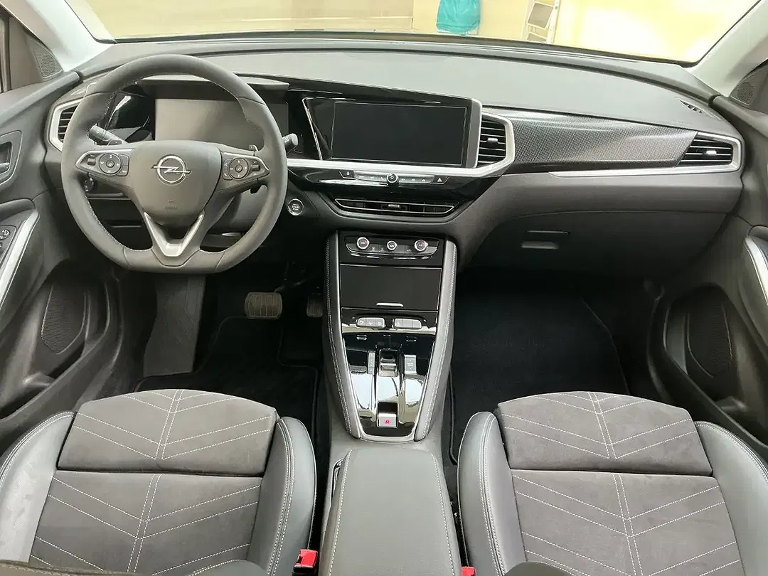 Opel Grandland - Thumbnail 8