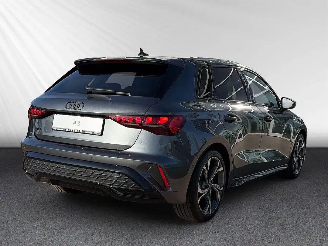 Audi A3 - Thumbnail 3