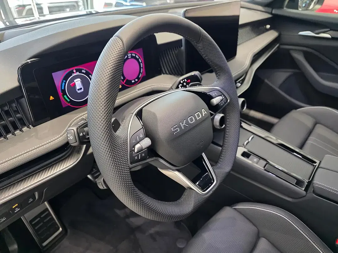 Skoda Superb - Thumbnail 7
