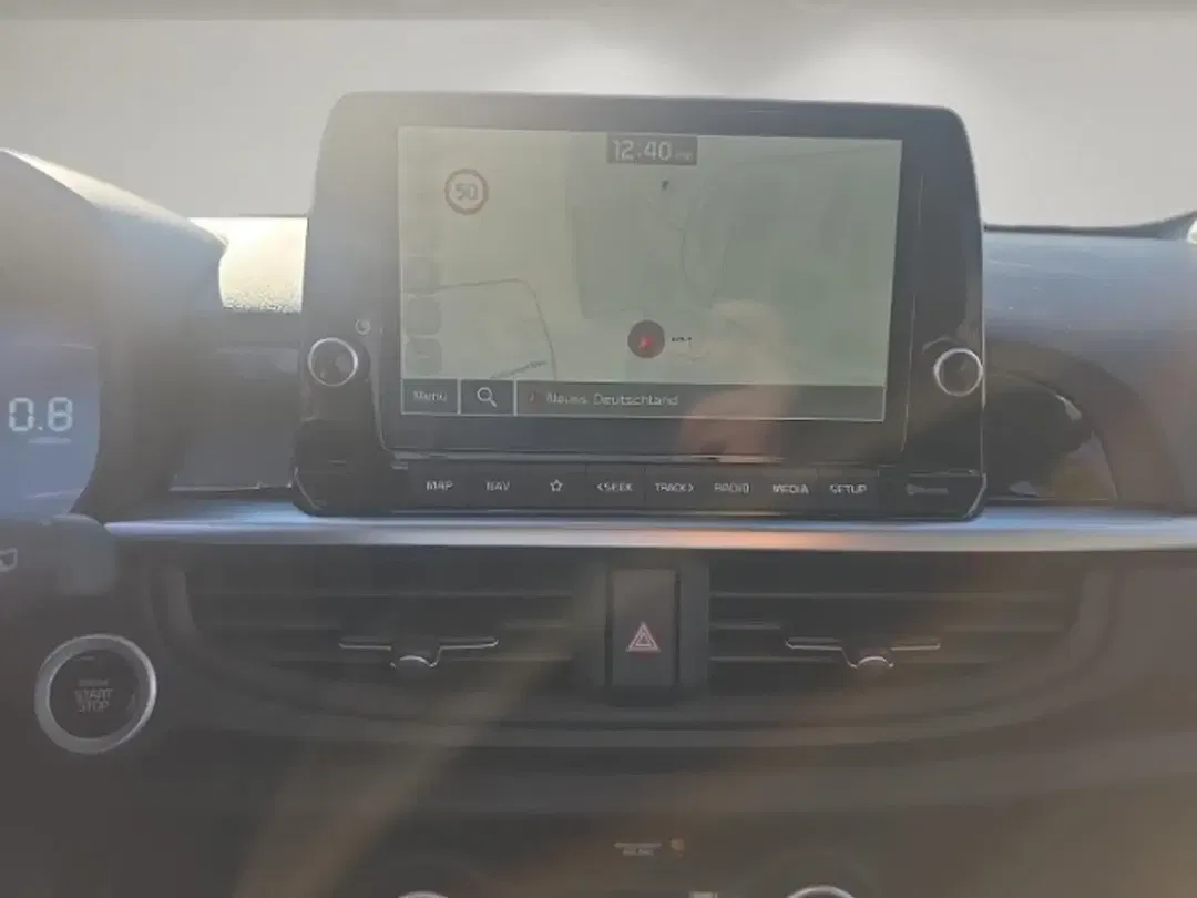 Kia Picanto - Thumbnail 9