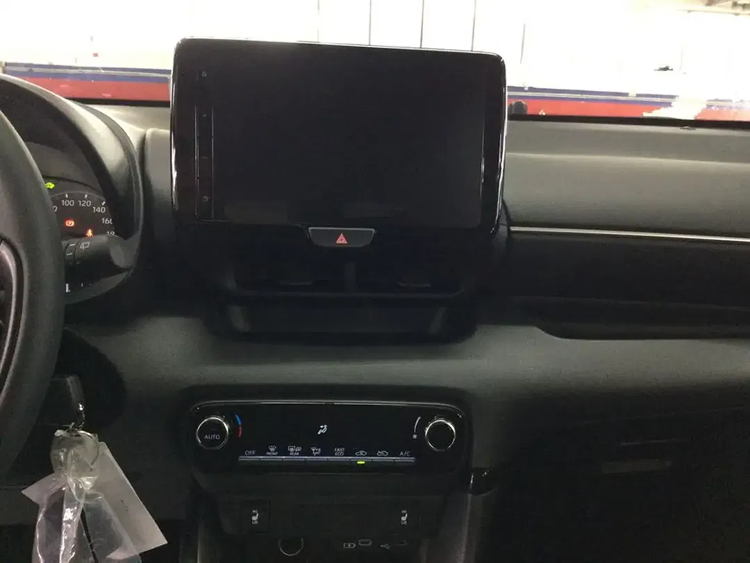 Mazda 2 - Thumbnail 10
