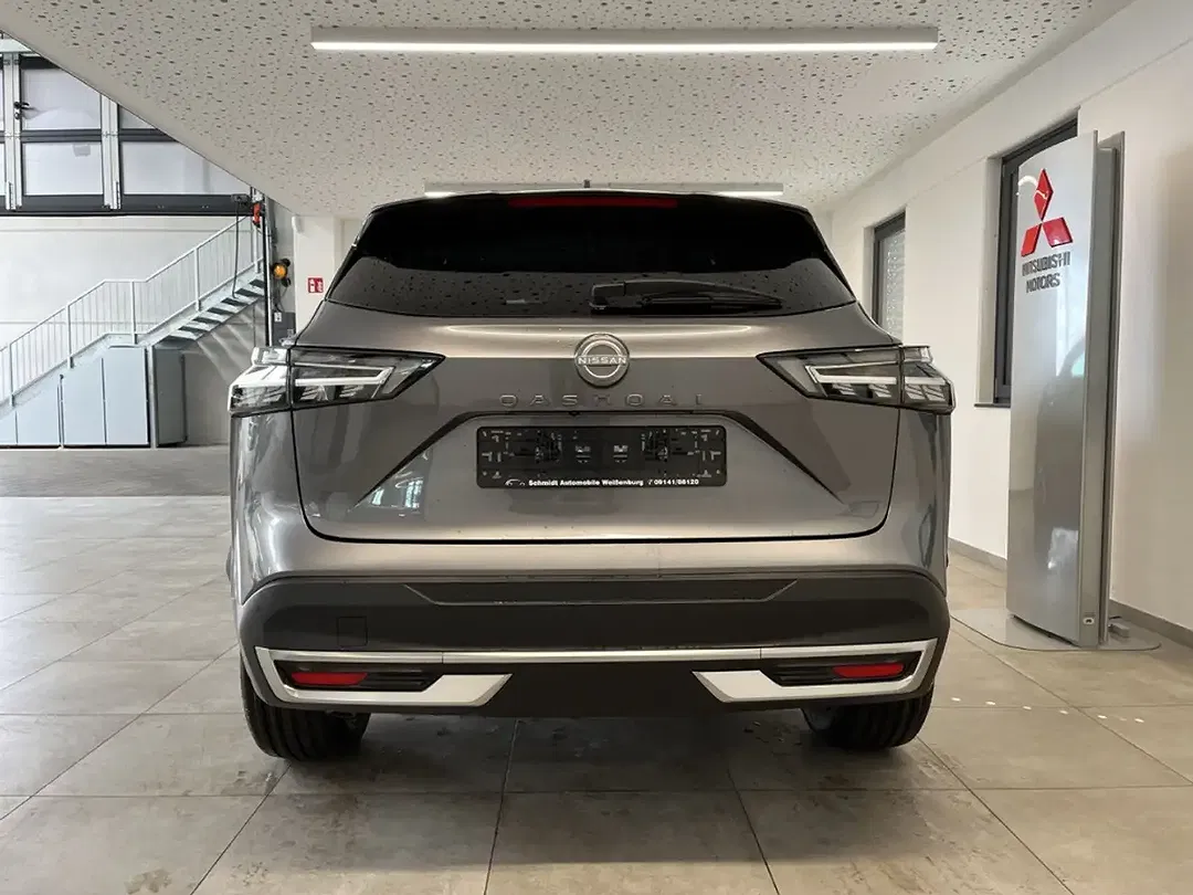 Nissan Qashqai - Thumbnail 3