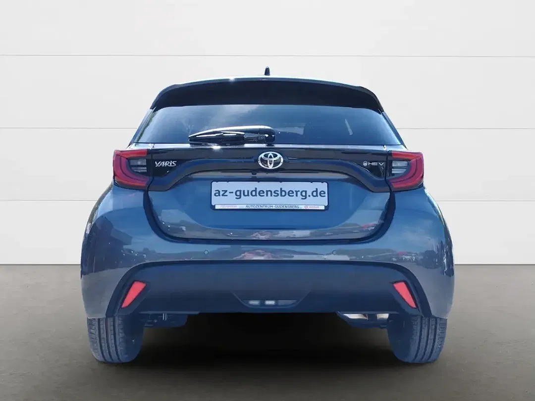 Toyota Yaris - Thumbnail 4