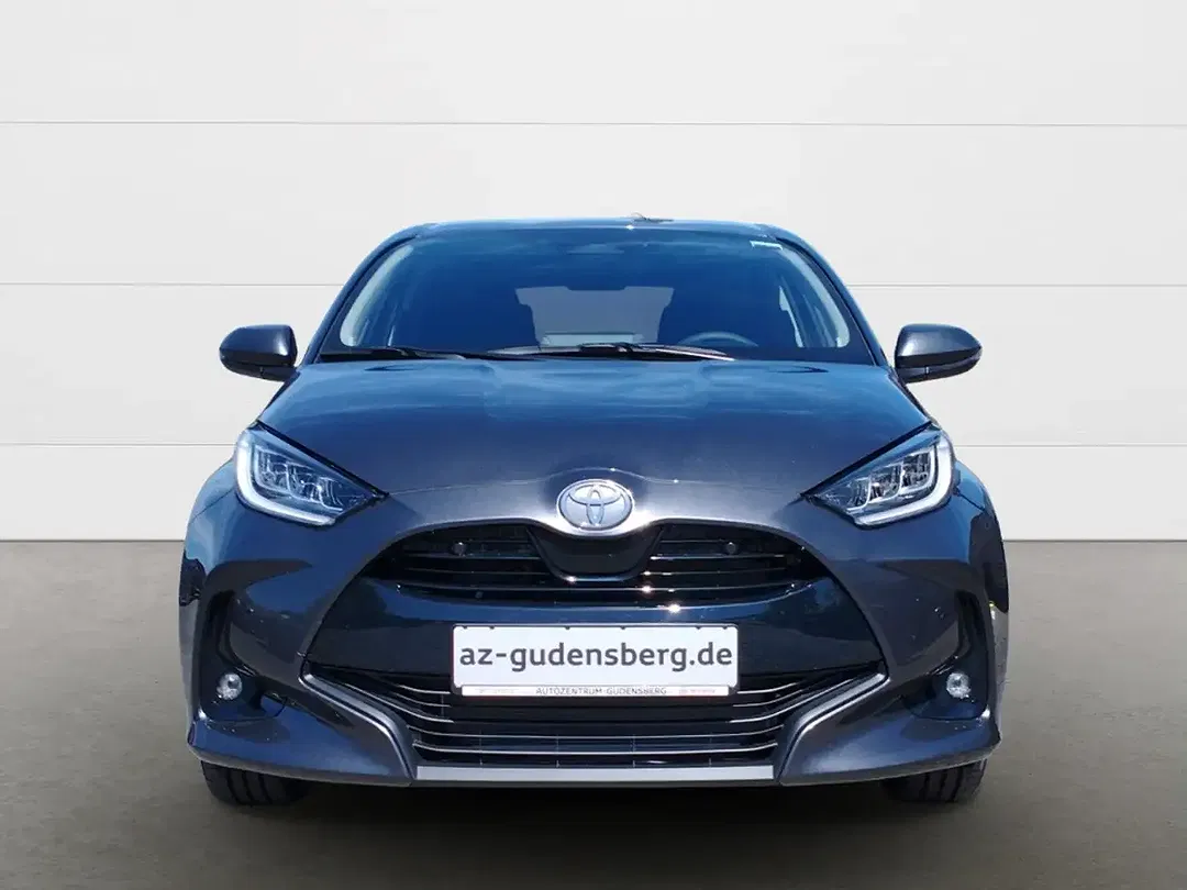 Toyota Yaris - Thumbnail 9