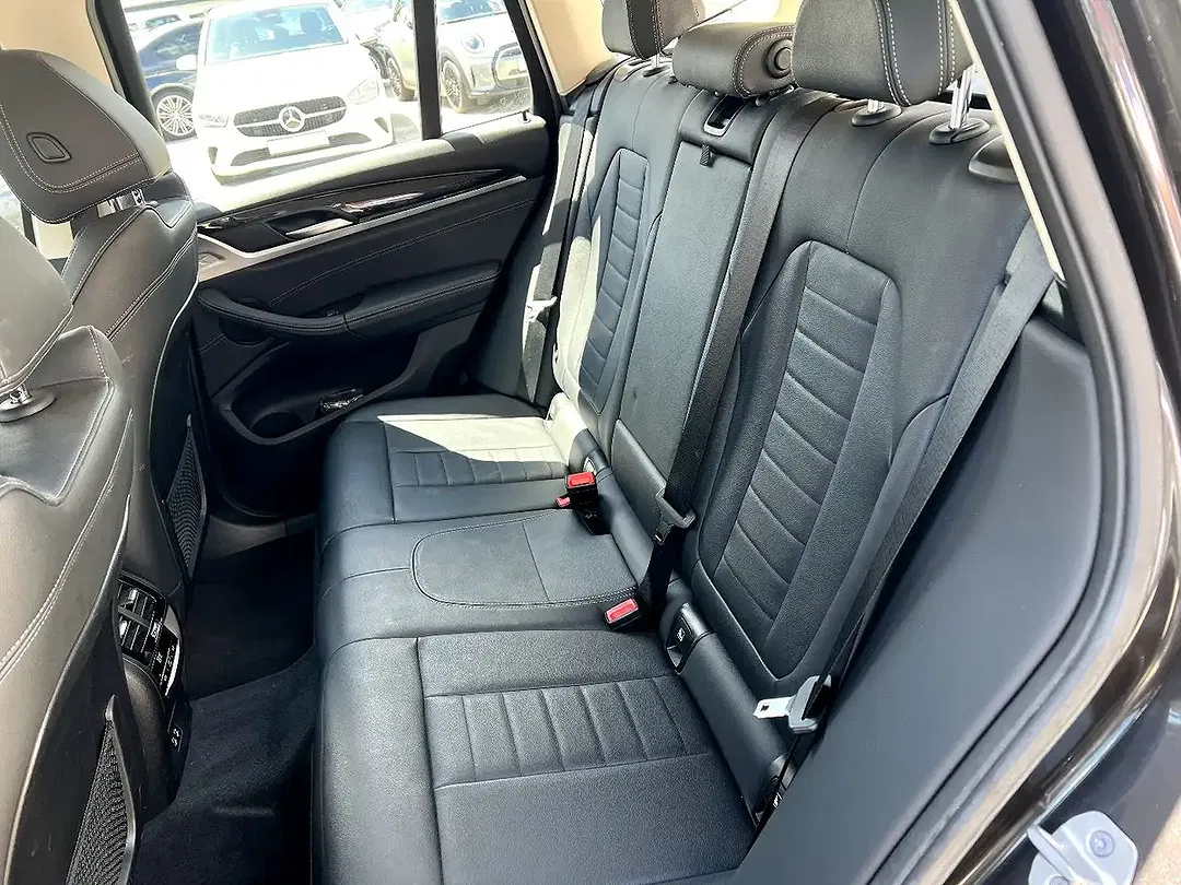 BMW X3 - Thumbnail 14