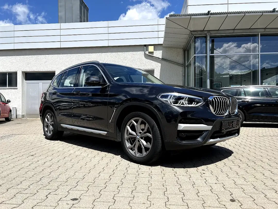 BMW X3 - Thumbnail 5