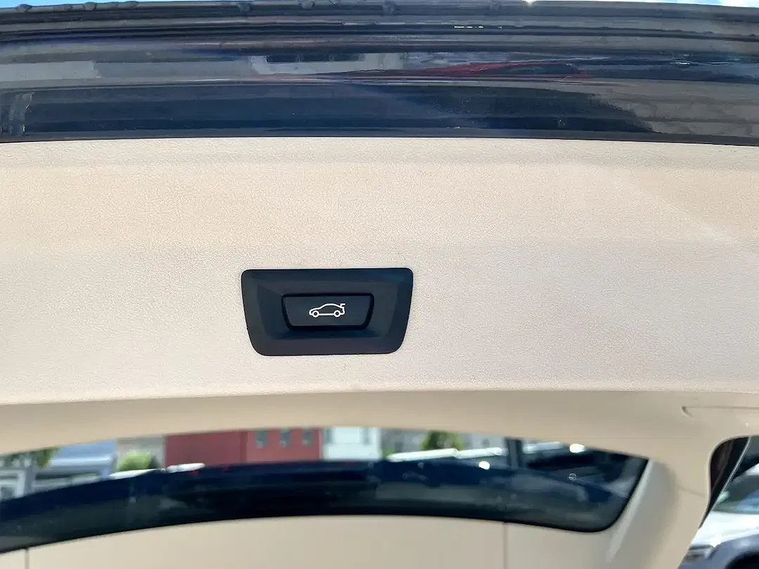 BMW X3 - Thumbnail 8