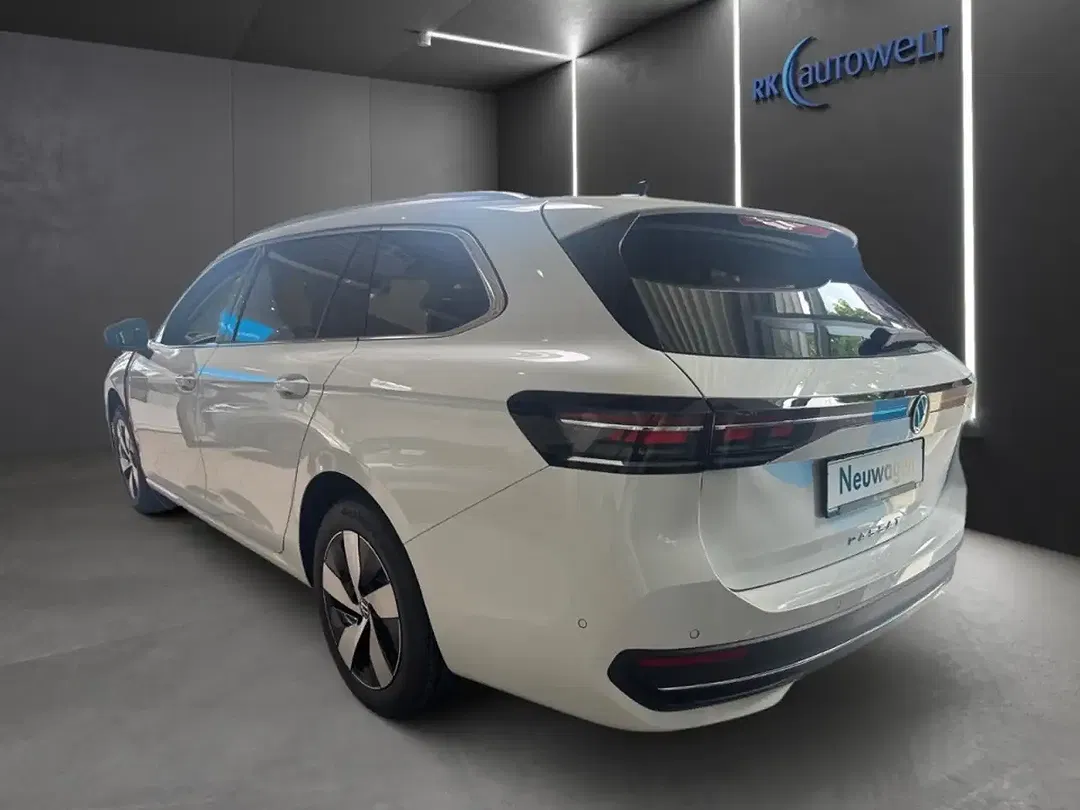 Volkswagen Passat Variant - Thumbnail 6