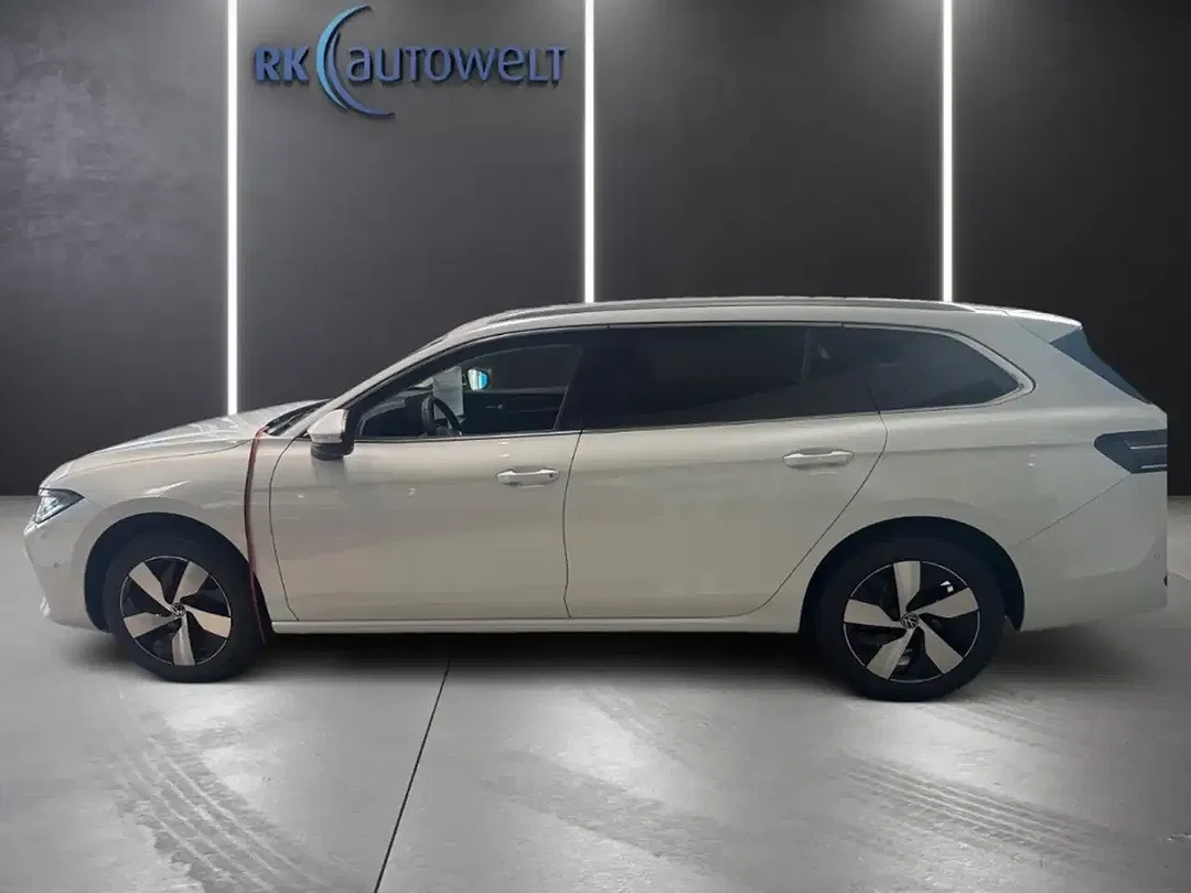 Volkswagen Passat Variant - Thumbnail 7