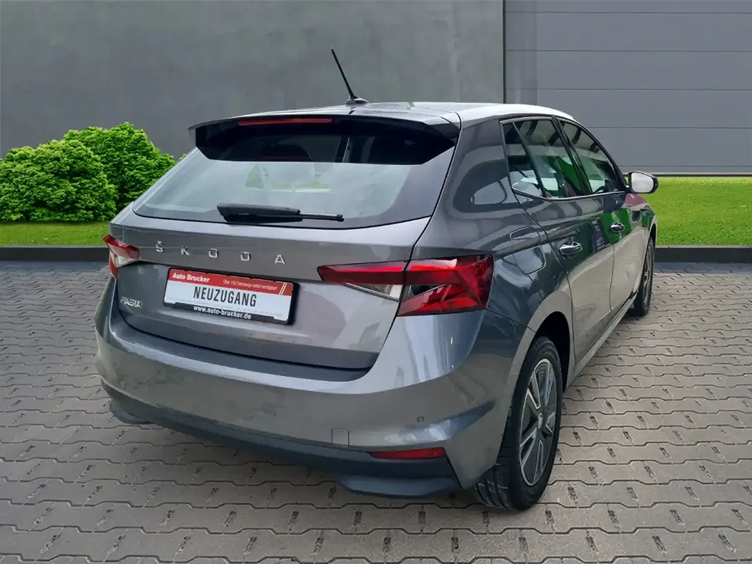 Skoda Fabia - Thumbnail 5